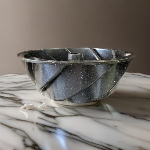 Taç Compass Rose Cake Mold - Image 2